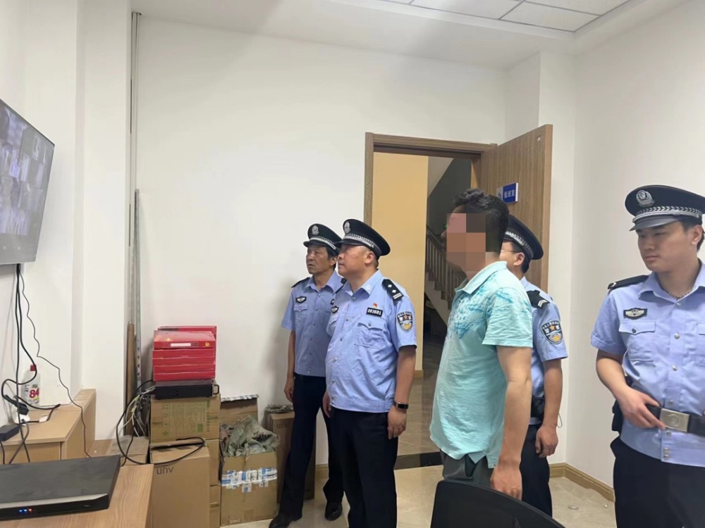 图片2.jpg 图片2.jpg