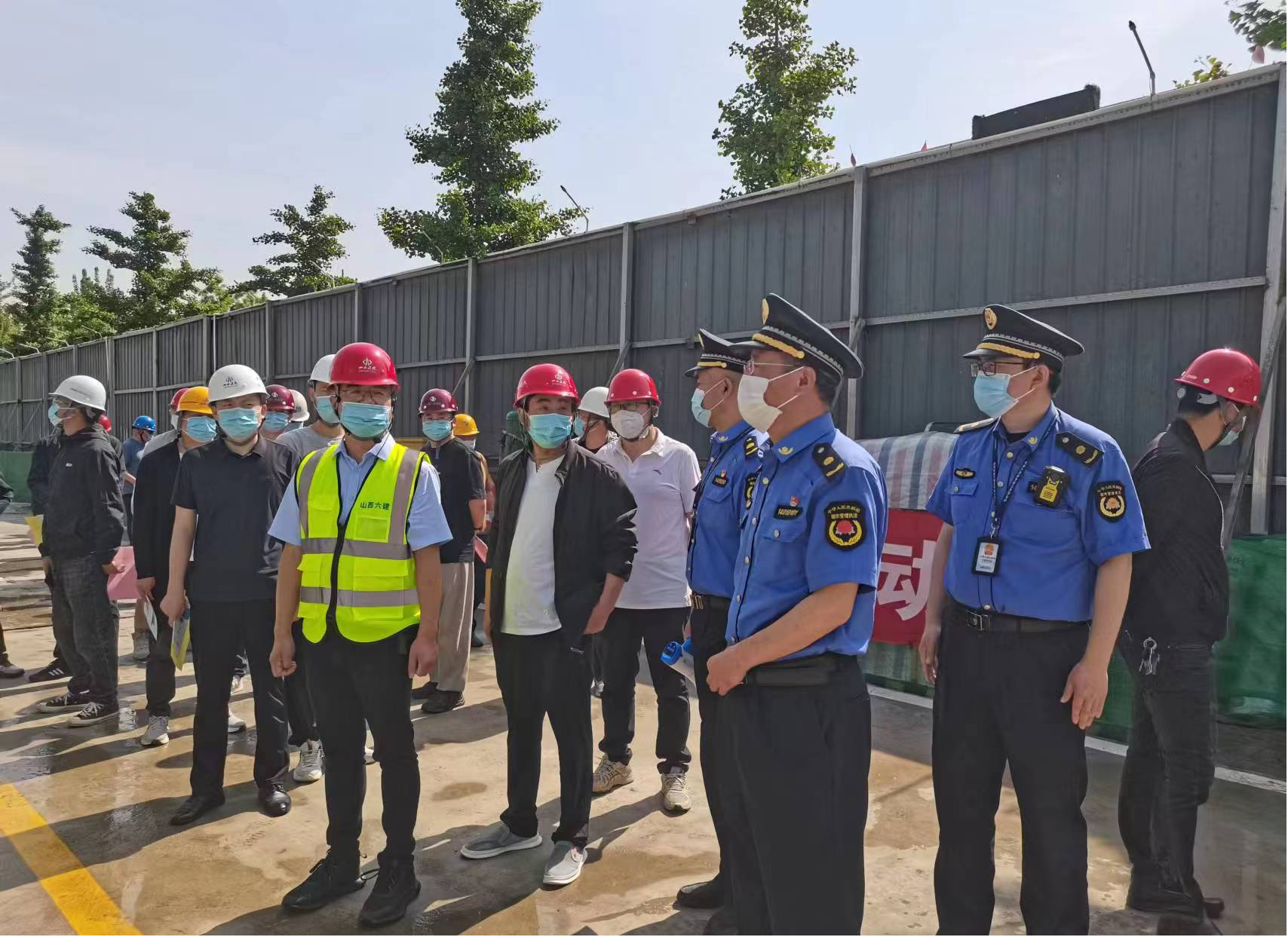 太原市城管执法队：坚持以点带面提升  推进扬尘管控整治