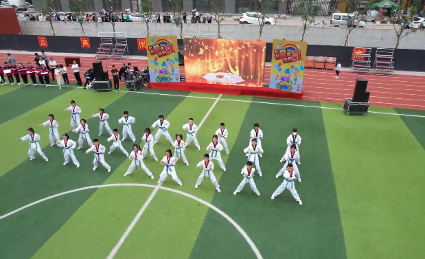 太原阳曲县阳兴小学开展“学习党的二十大  争做好队员 ”“六一”国际儿童节文艺汇