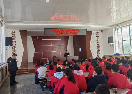 山西和顺公安横岭派出所开展防拐卖防性侵主题宣传活动