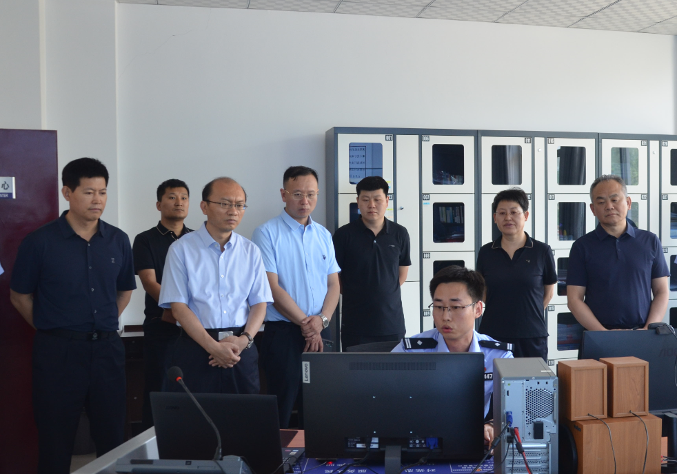 山西省公安厅党委委员、副厅长曾涛一行来吉调研