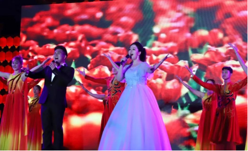 太原小店区举行“庆‘七一’倡清廉暨贺电影《明臣王琼》上映文艺晚会”