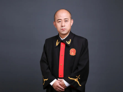 他们，荣记个人一等功！