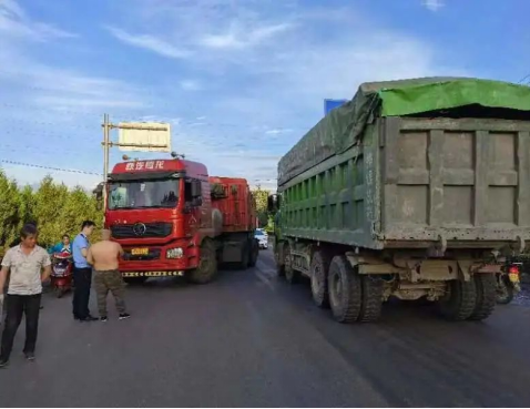 炎炎夏日迎“烤”验，长治潞城公安民辅警点滴行动显担当