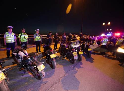 山西公安机关开展夏夜治安巡查宣防集中统一行动！