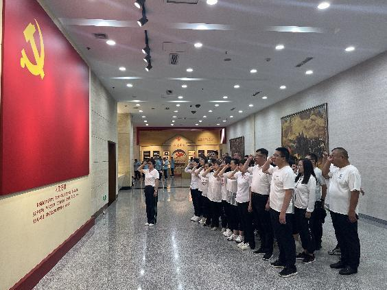 太原万柏林区司法局组织开展“弘扬太行精神  传承红色基因”主题党日活动