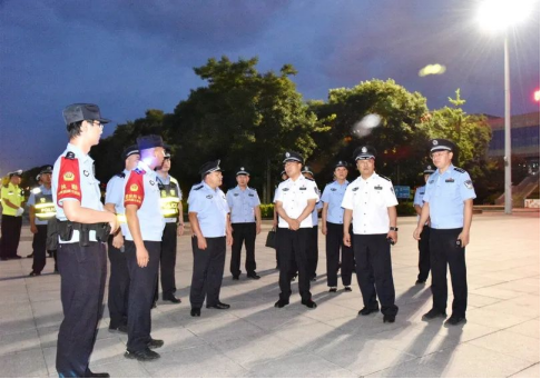 忻州：史红波调研督导夏夜治安巡查宣防城区屯警工作