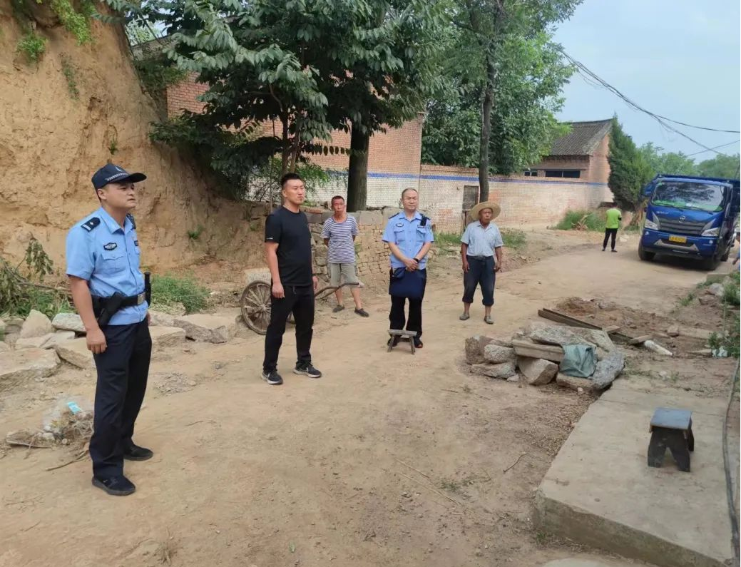 长治潞城：炎炎夏日来一波暖心警事  解暑又舒心