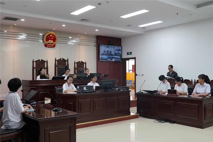 太原迎泽区法院：夏日普法“不打烊”，课堂建在法庭上