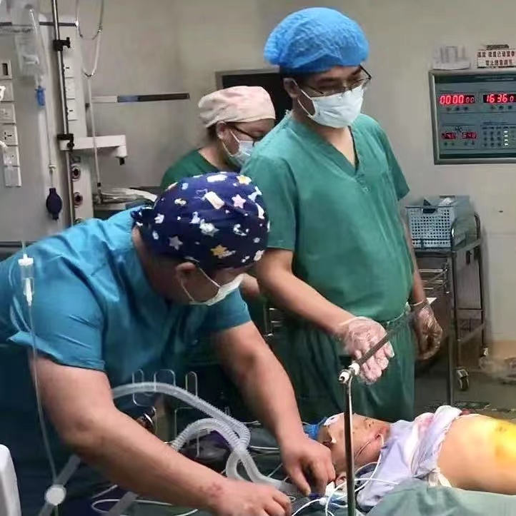 太原古交市中心医院：多科快速联动成功救治3岁车祸患儿