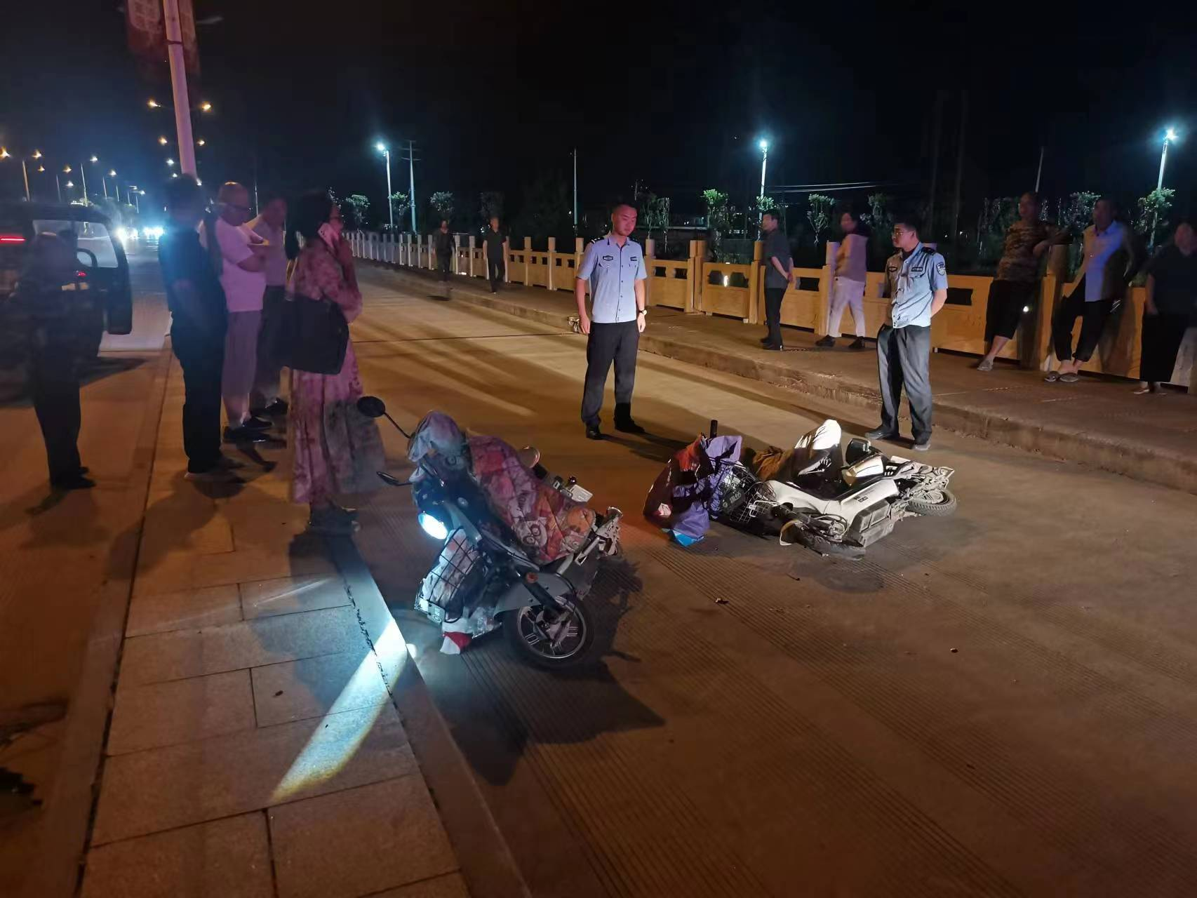 长治沁源县公安：巡逻途中遇事故  及时救助显担当