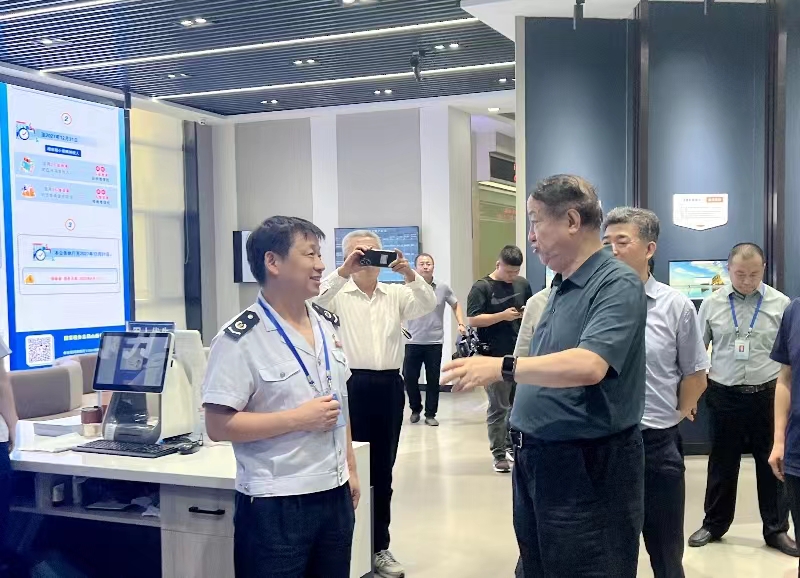 山西省优化营商环境第一督导组调研指导古交市政务办税服务窗口工作