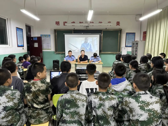 【护校安园】长治潞城：公安民警进校园  宣传教育保平安