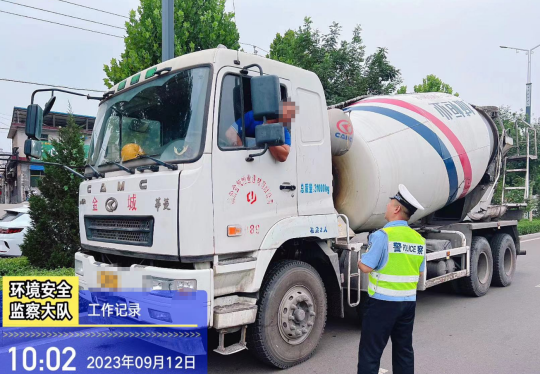 临汾市公安局交警支队严查严管严控各种交通违法行为全力净化辖区道路交通环境