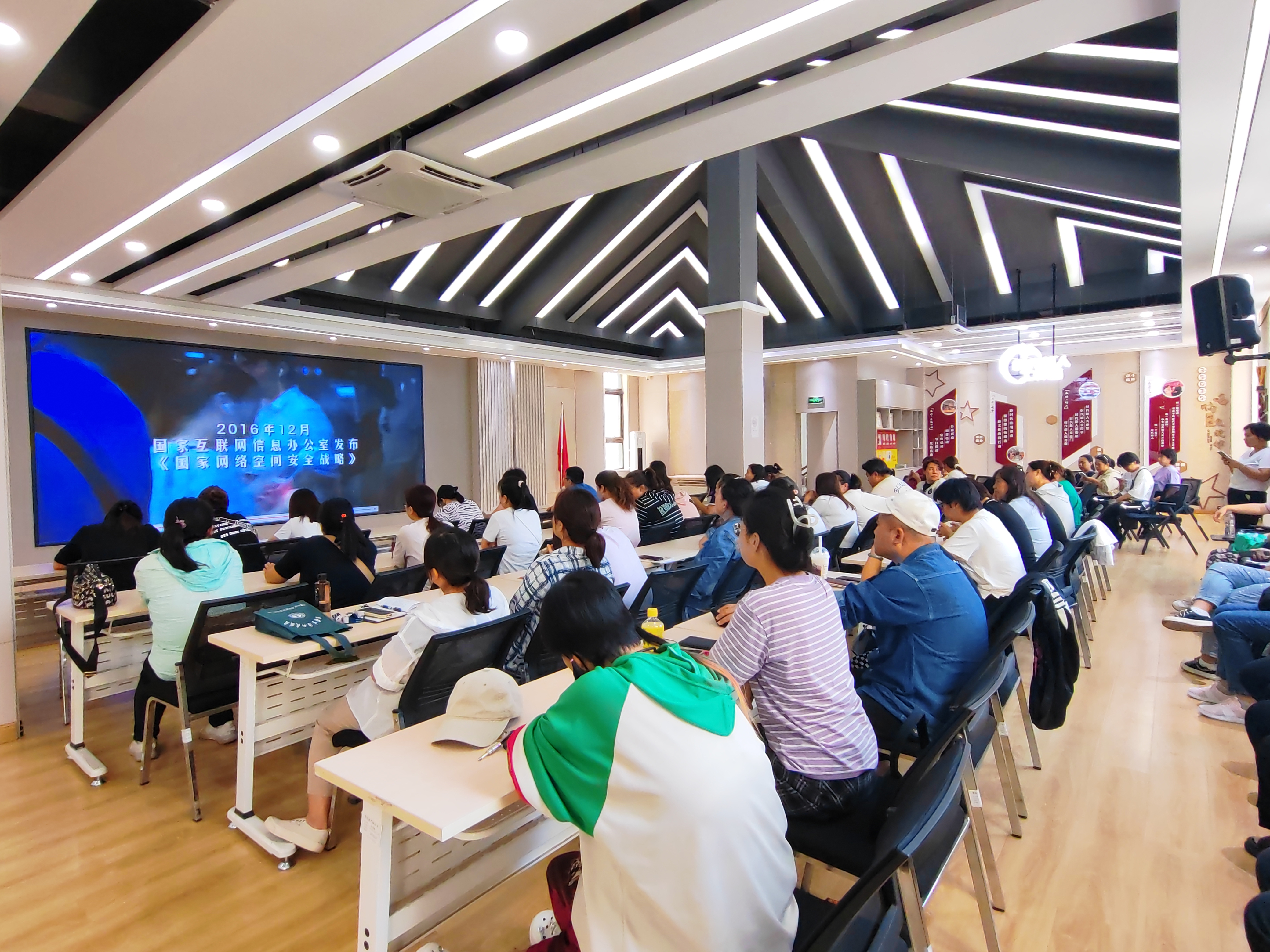 ef07ffd35acf0347539597629fb7c09.jpg ef07ffd35acf0347539597629fb7c09.jpg