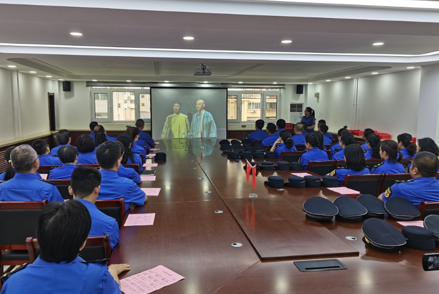 太原市城管执法队举办道德讲堂活动