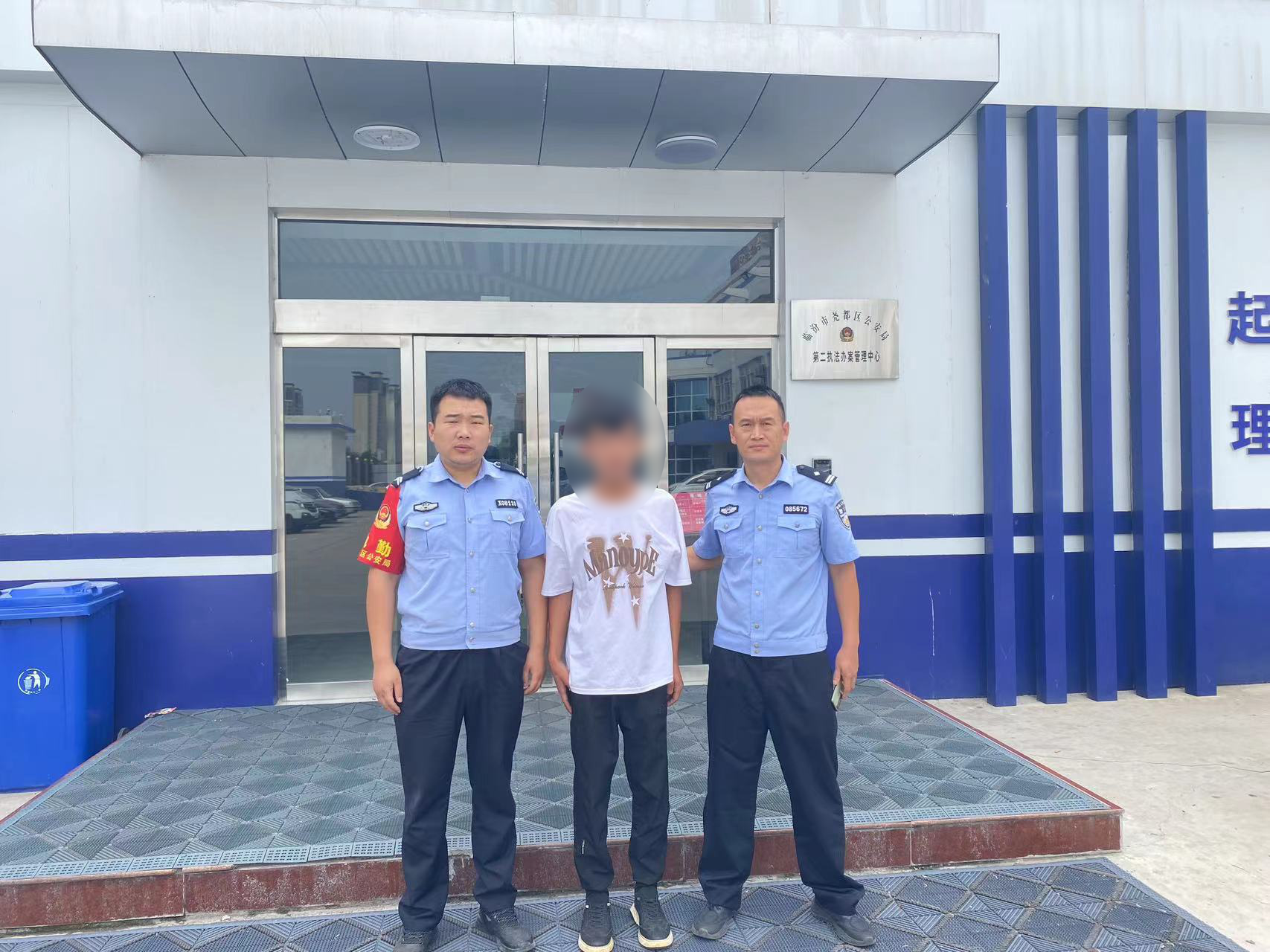 临汾尧都：屯里派出所成功劝投一名逃犯