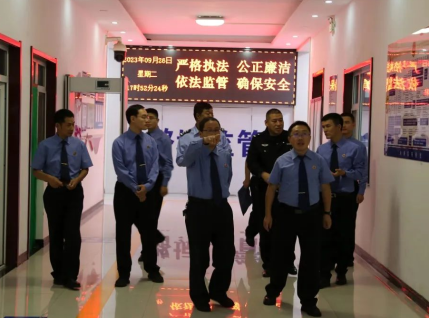 山西省人民检察院杨保红主任一行莅临潞城看守所视察指导工作