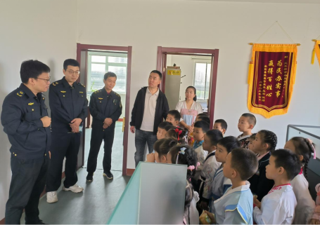 太原尖草坪区市场监督管理局迎来了一群特殊的“小客人”