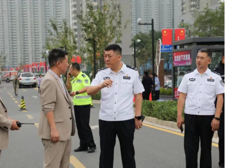 “警”心“警”力 护航“两节”——太原公安尖草坪分局圆满完成“两节”假期系列安保