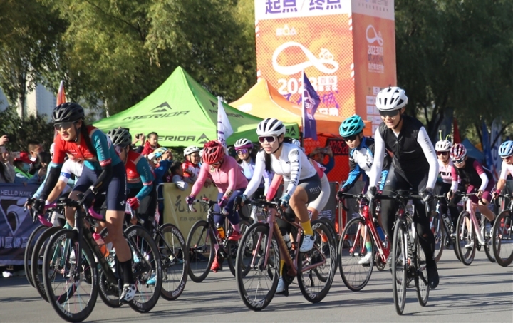 　　在赛道上尽情驰骋  绽放激情——2023年“书咖艺术里”杯晋中榆次区首届环大