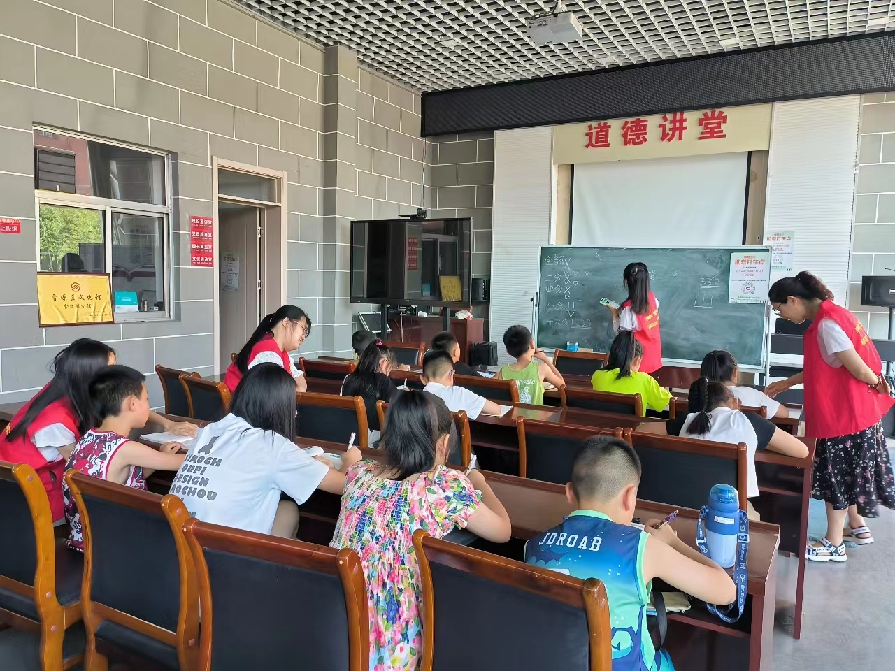 太原晋源区新村社区：“四点半课堂”孩子们的好去处