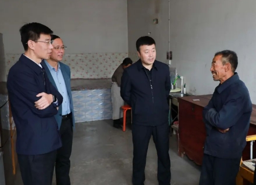 吕梁石楼县委副书记、政府县长张鹏耀深入裴沟乡调研督导巩固拓展脱贫攻坚成果同乡村振