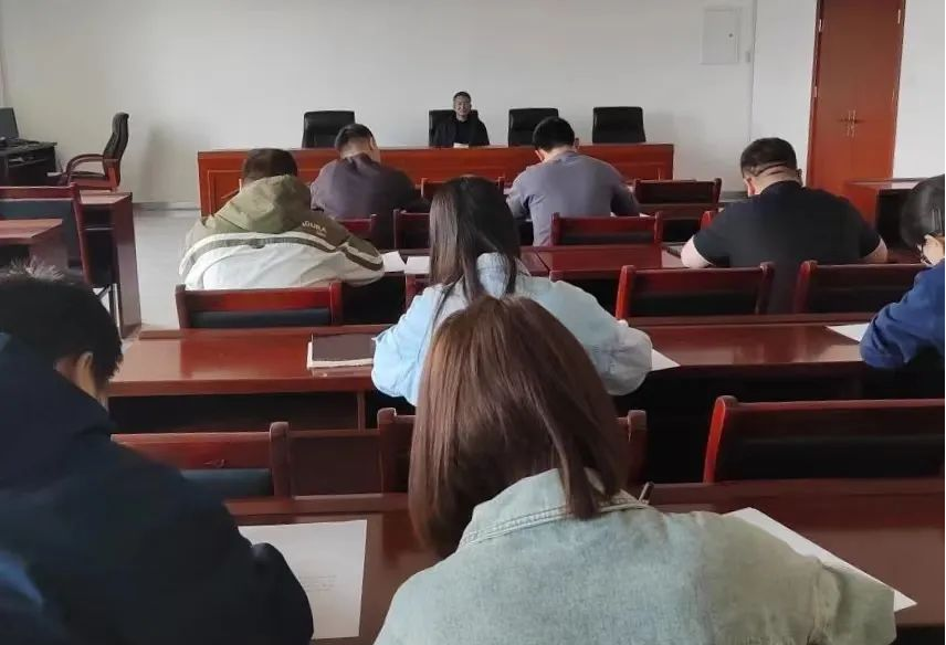 太原尖草坪区交通局组织开展党章党规知识学习测试竞赛