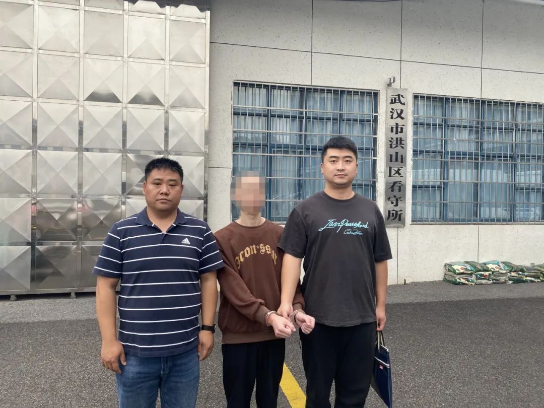 免费炒股，稳赚不赔？别信！一男子被骗9万余元