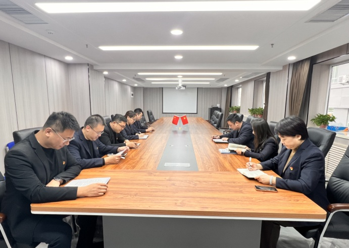 太原市政集团机关党总支开展对《中国共产党章程》及《中国共产党党徽党旗条例》的集中