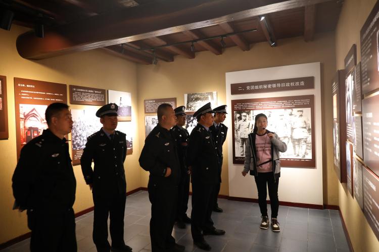 探寻先辈足迹   感悟革命初心——长治公安五马分局赴抗日五专署及刘伯承兵工厂旧址