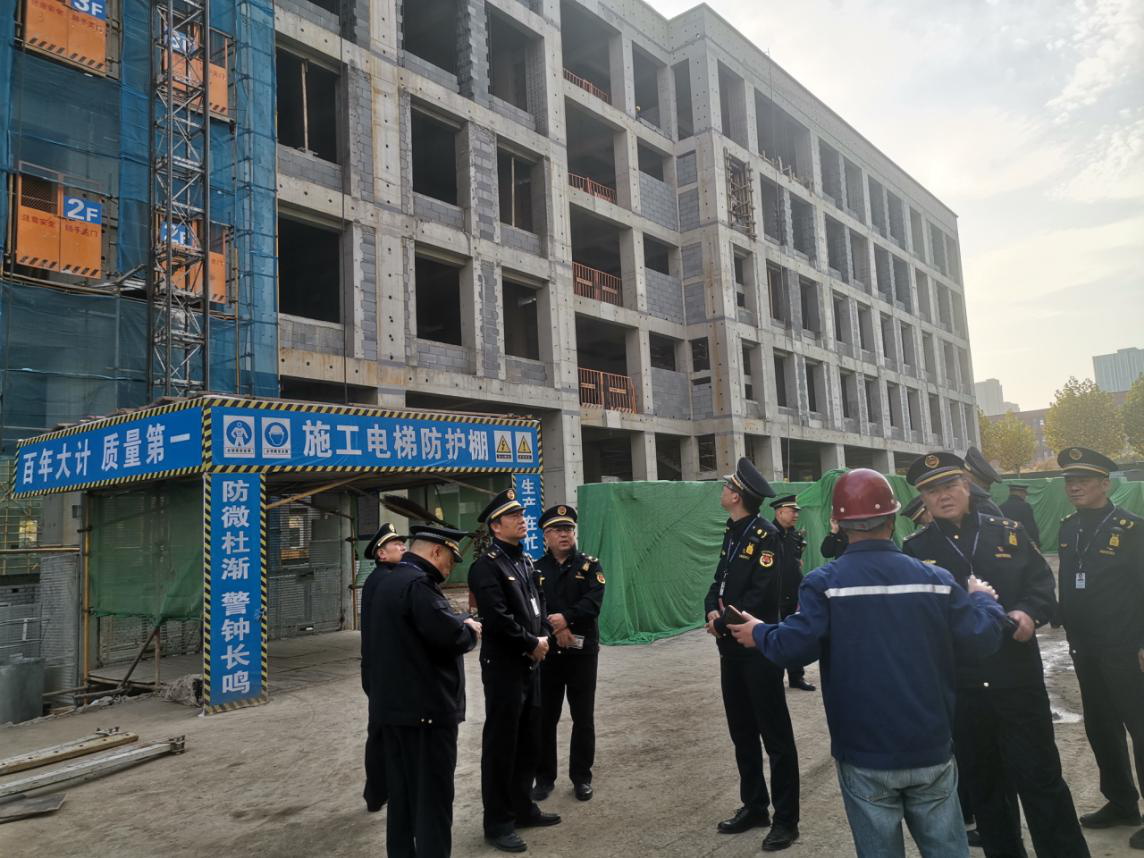 直击秋冬防  太原城管部门开展扬尘治理“以案促改”现场教学