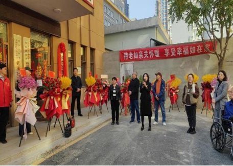 太原万柏林区：“家门口”养老照进现实  社区居民乐开了花