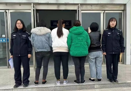 微信截图_20231107225907.png 微信截图_20231107225907.png