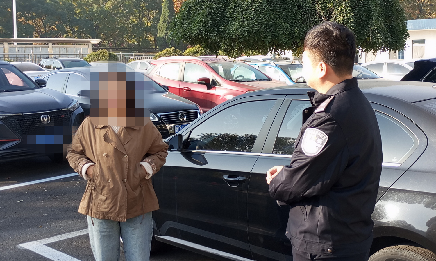 长治潞东警方及时劝阻被诈, 止付挽损17000元