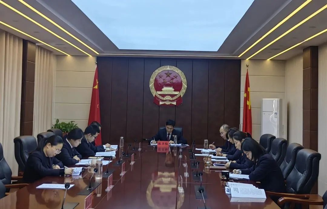 长治平顺县检察院召开第十三次党组理论学习中心组（扩大）学习会