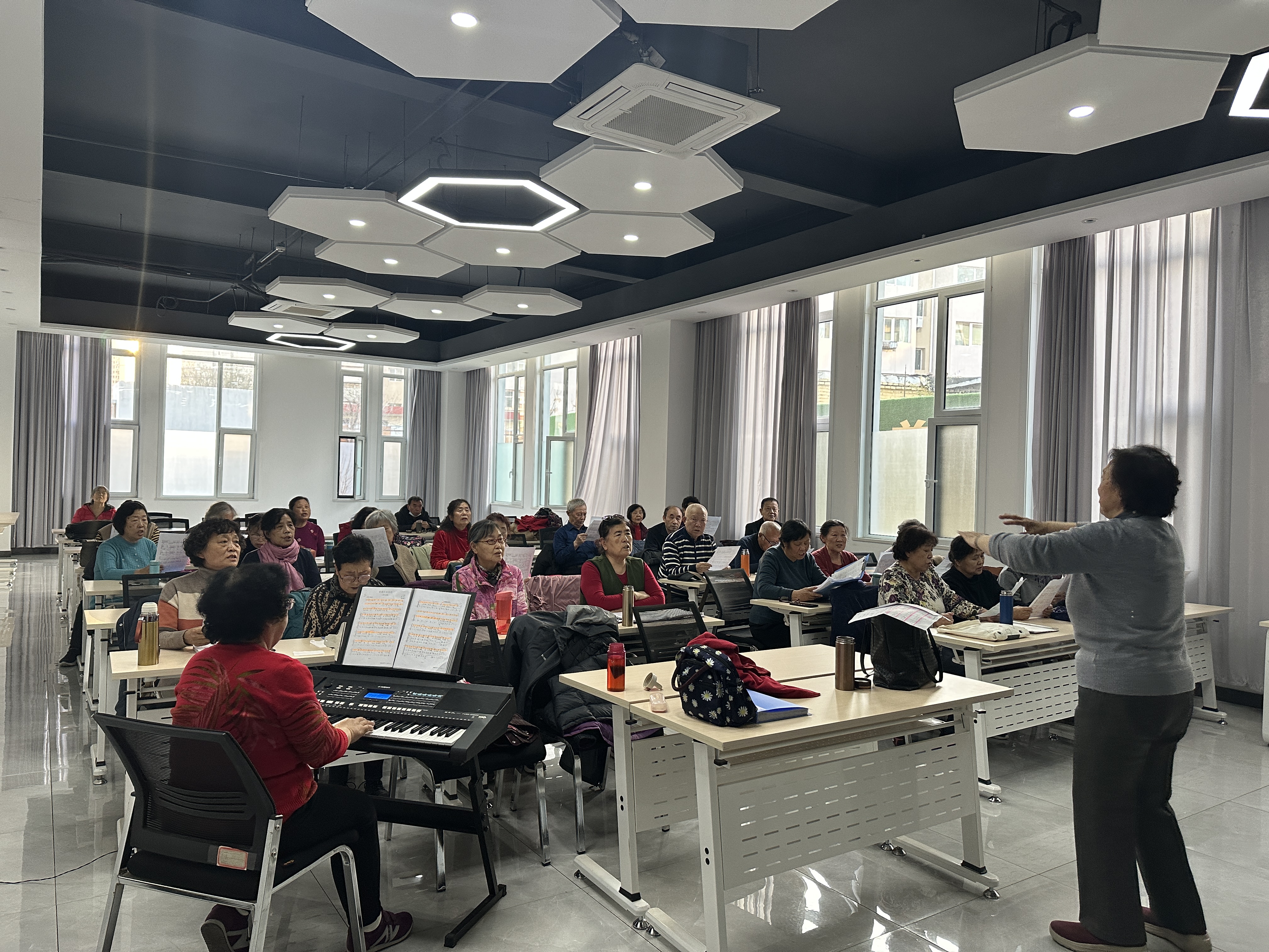 太原杏花岭区：心系老人办实事  为老服务暖人心