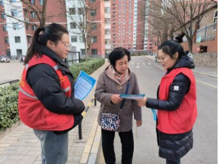 太原万柏林区南寒街道：医保政策惠民生  参保宣传入民心