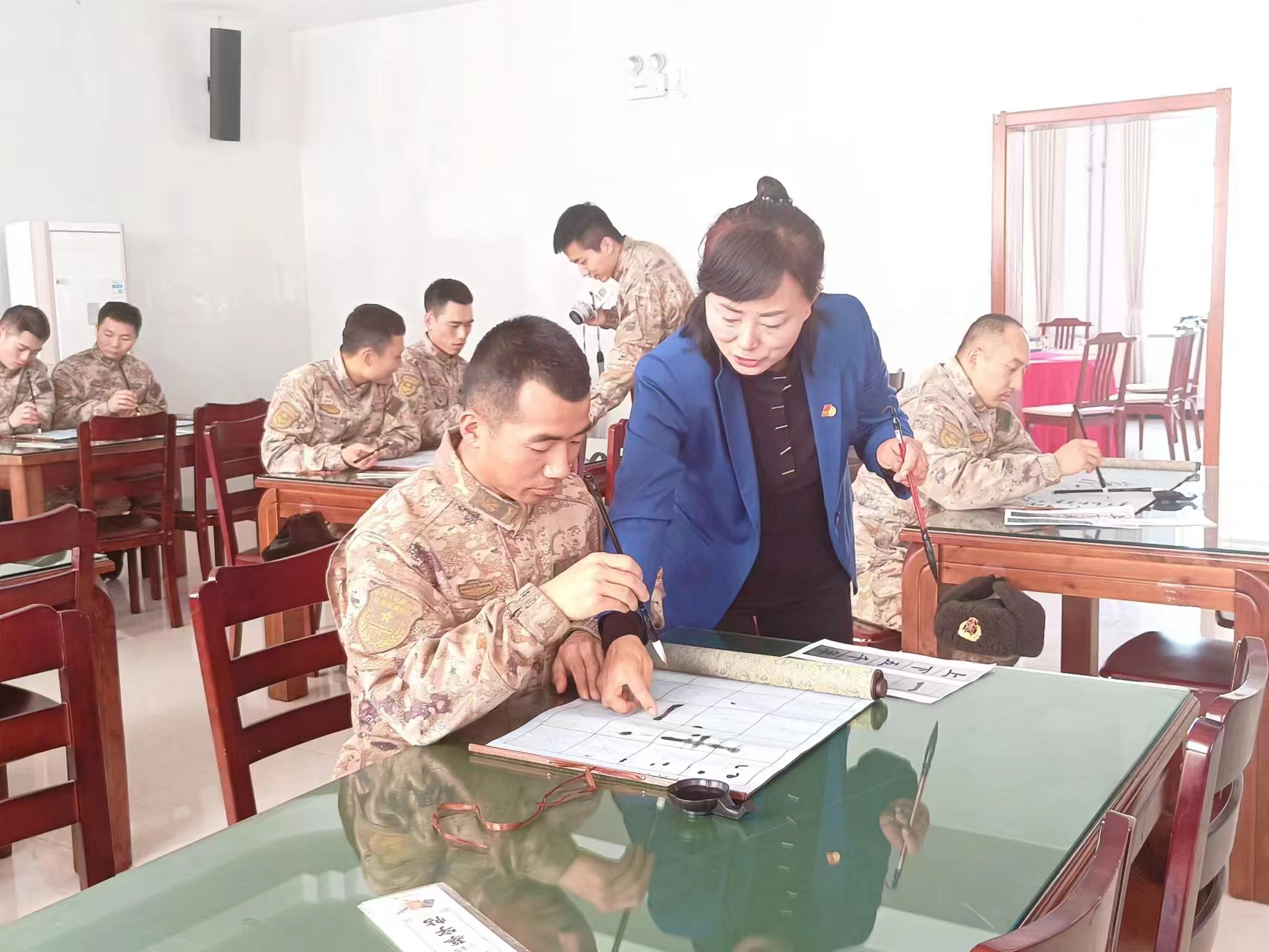 太原杏花岭区杨家峪街道：中华文化进军营，笔墨丹青润兵心