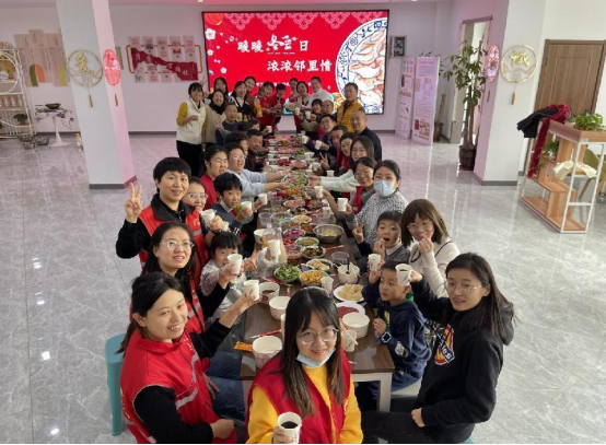 太原万柏林区滨体社区开展“暖暖冬至日  浓浓邻里情”——“红色邻里节”系列活动