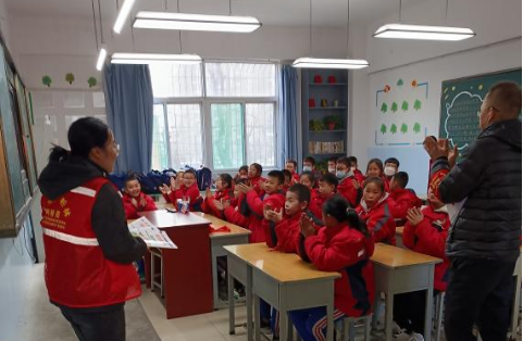 太原万柏林区神堂沟社区：推进法治宣传  共建和谐校园