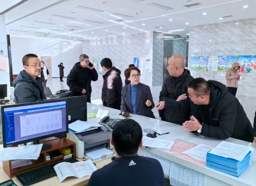 太原尖草坪区人社局：“一把手”走流程   推动服务更“走心”