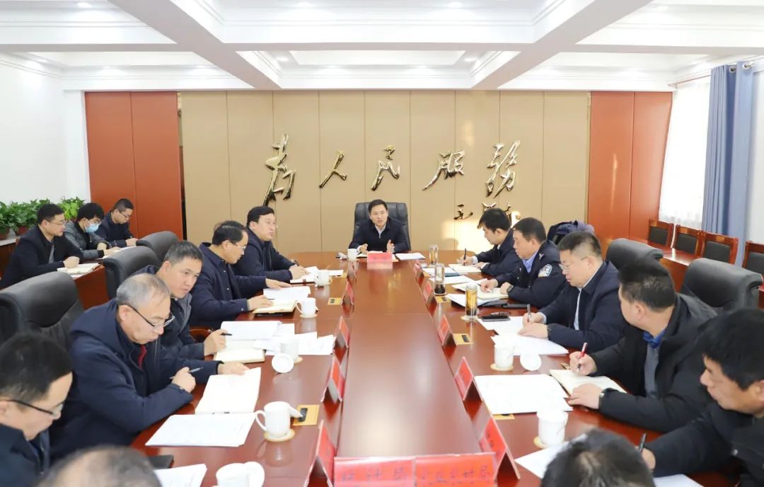 太原娄烦县县委副书记、县长景博主持召开全县经济运行分析会