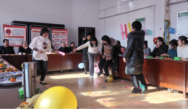 太原古交屯兰街道开展“庆元旦·迎新年”趣味活动