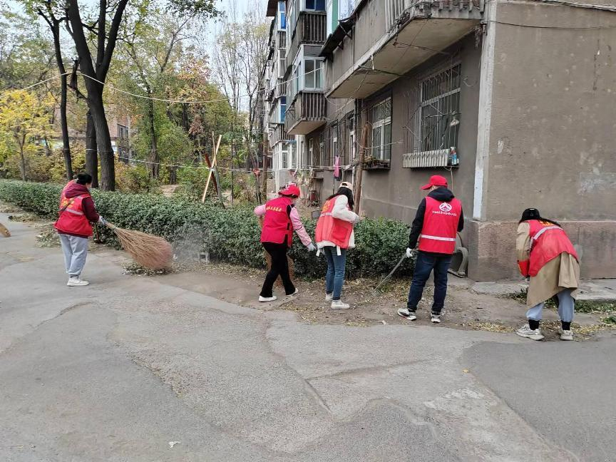 太原万柏林区西铭街道网格员守好辖区“一亩三分地”