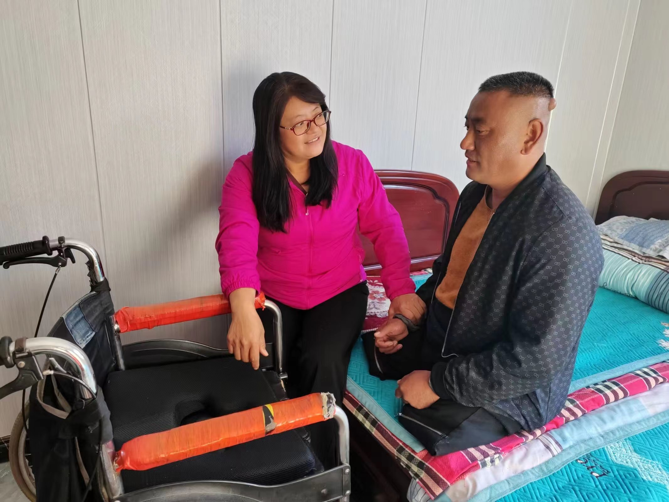 吕梁市交口县：敬老院院长倾力守护  甘做老人们的“好女儿”