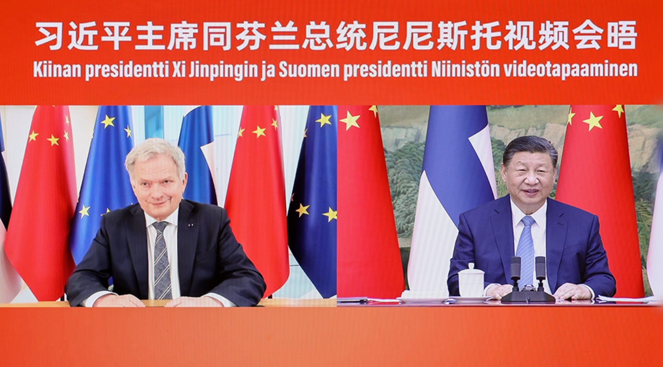 习近平同芬兰总统举行视频会晤
