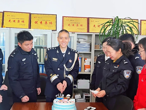 　长治上党：致敬110  向缉毒警察致敬