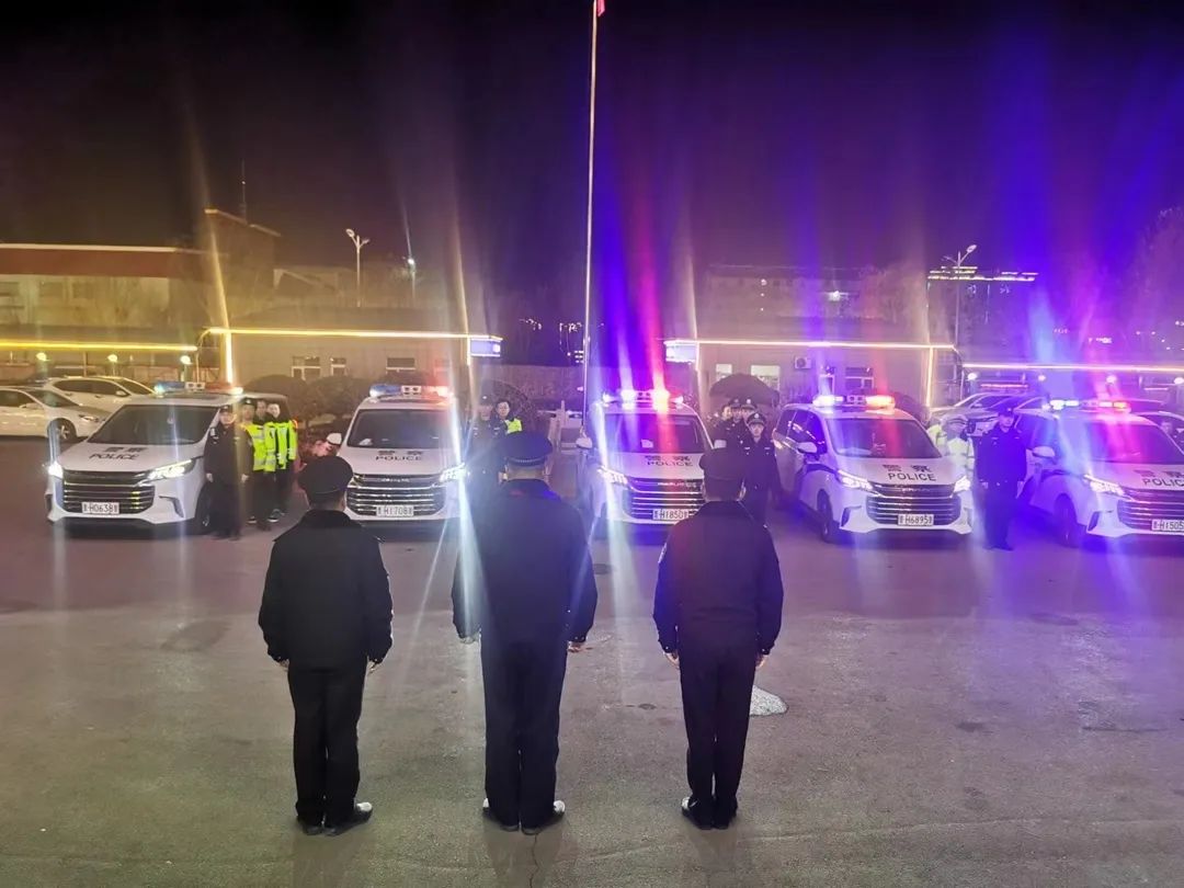 忻州繁峙县公安局举行“冬季平安守护”行动启动仪式