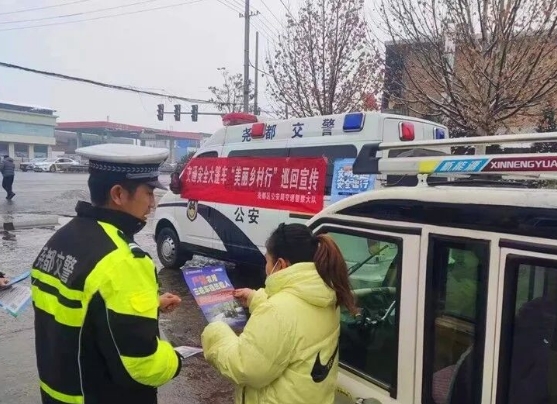 临汾公安交警走进辖区农村开展交通安全巡回宣讲活动 让安全守护暖人心